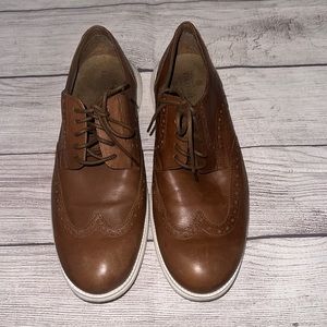 Men’s Leather Brown Stafford Oxfords  with white rubber sole - size 9M